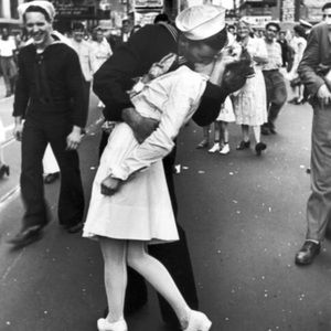 Meet your Posher, Elena