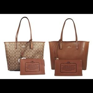 ❣️BNWT AUTH. COACH REVERSIBLE TOTE BAG SET❣️