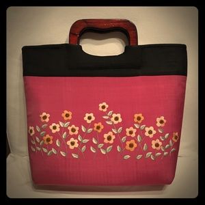 BNWOT 🌻HANDMADE floral bag🌻with wooden handle