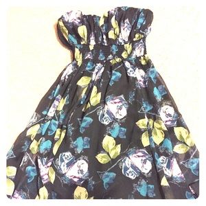 Floral strapless dress
