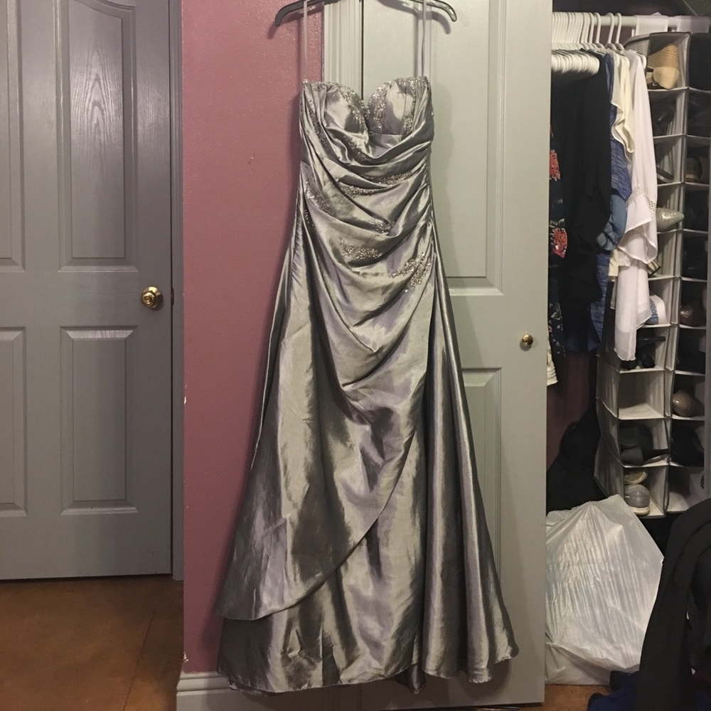 Silver strapless prom dress corset back