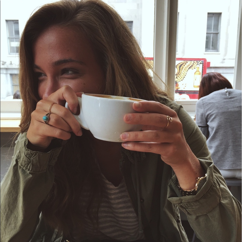 Meet your Posher, Lauren