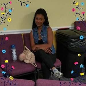 Meet your Posher, Desiree