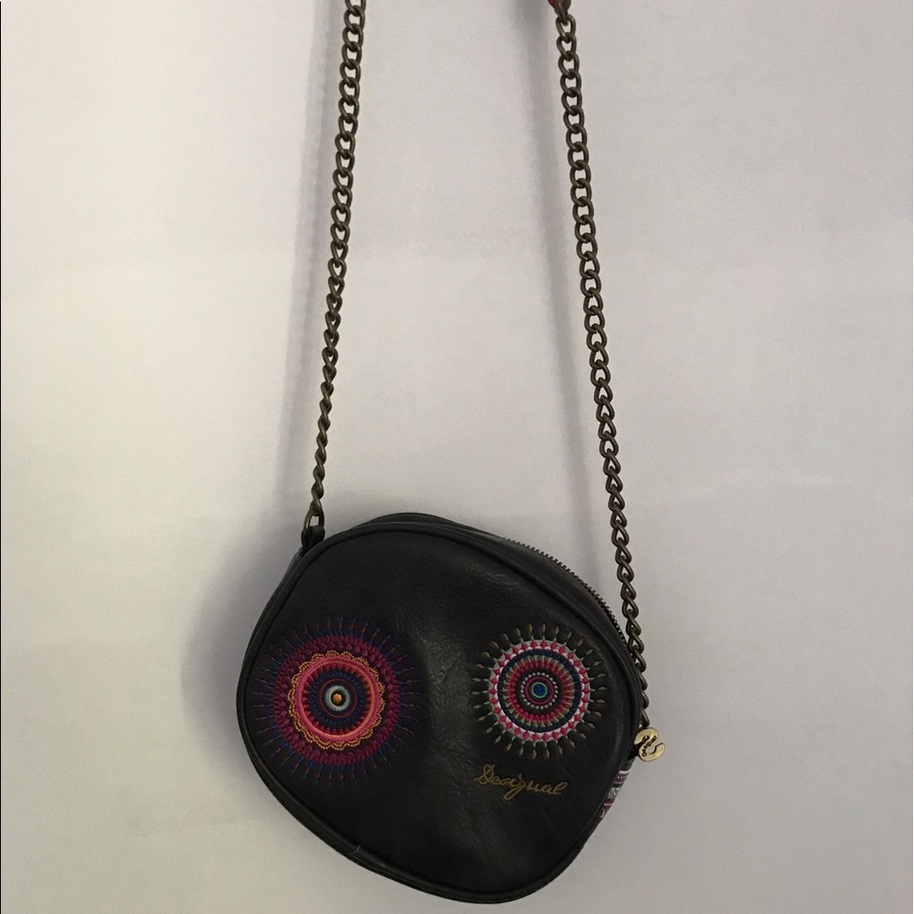 Desigual purse