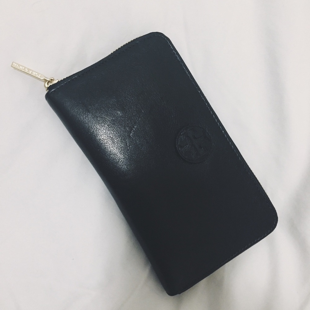 TORY BURCH 🌸 AUTHENTIC // GENUINE LEATHER WALLET