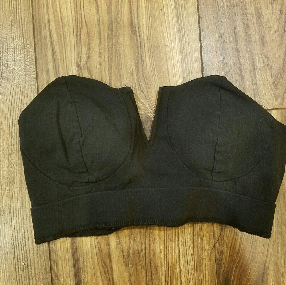 Charlotte russe black crop top