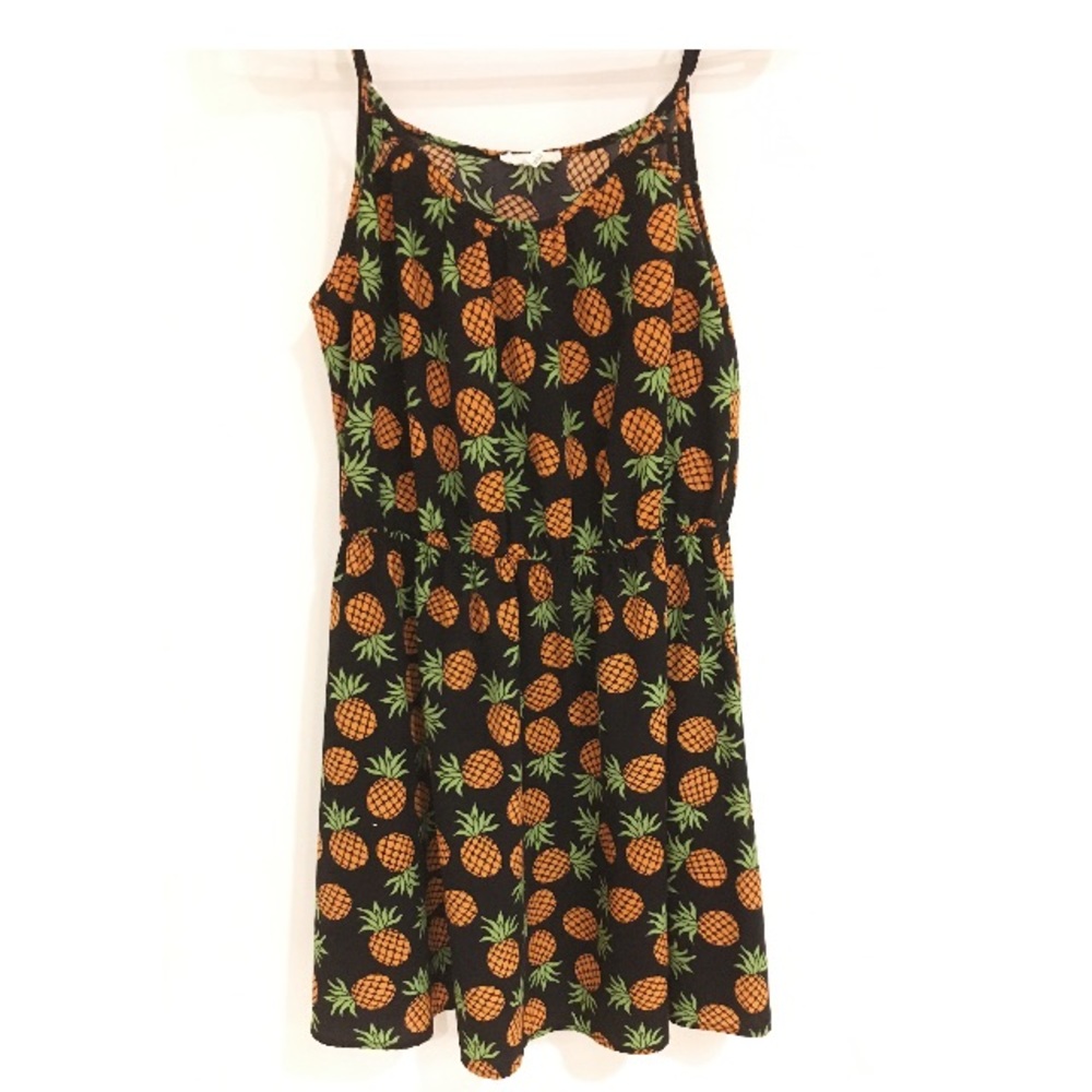 NWOT Summer Pineapple Dress