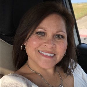 Meet your Posher, Dora