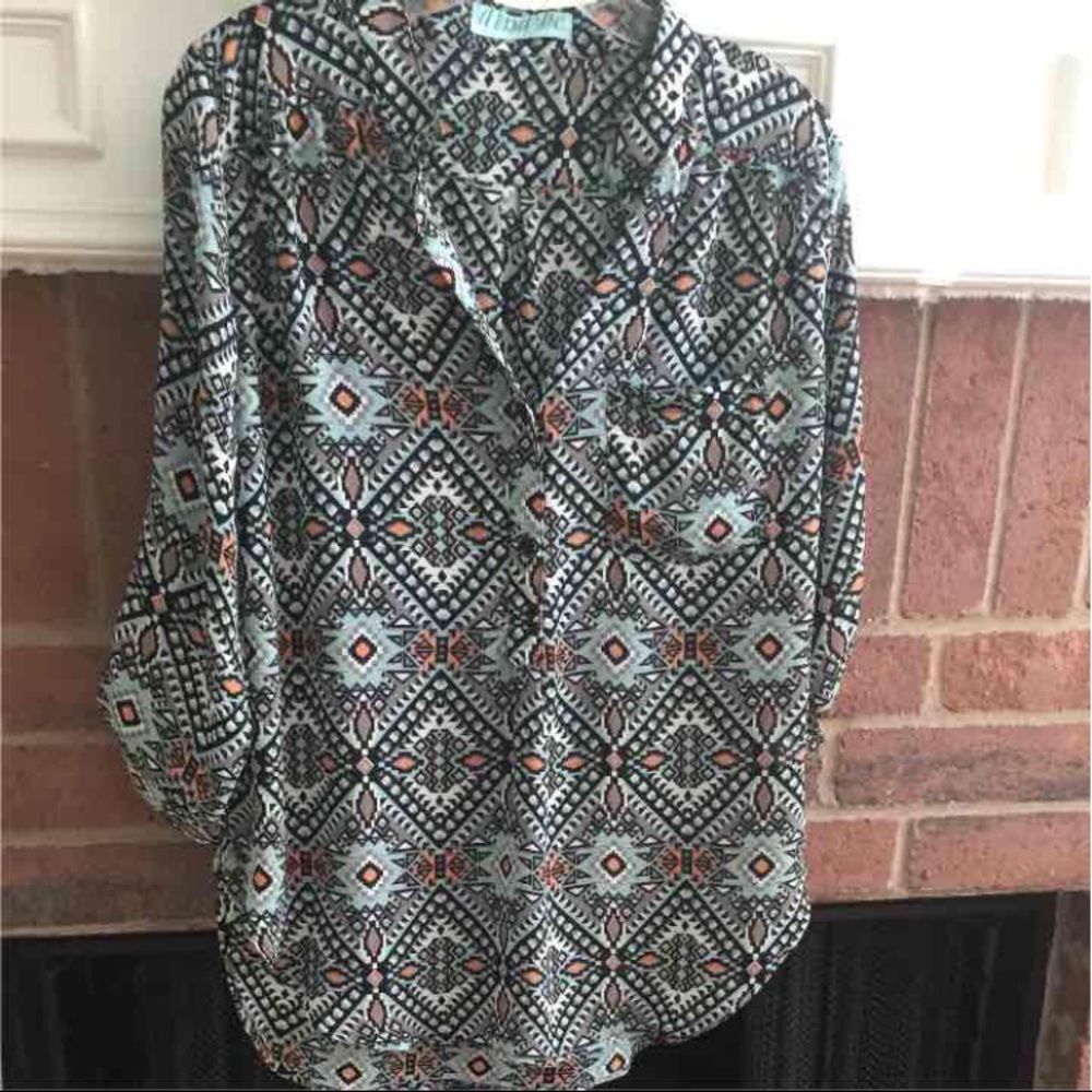 Dina B Small Aztec 3/4 Sleeves Blouse