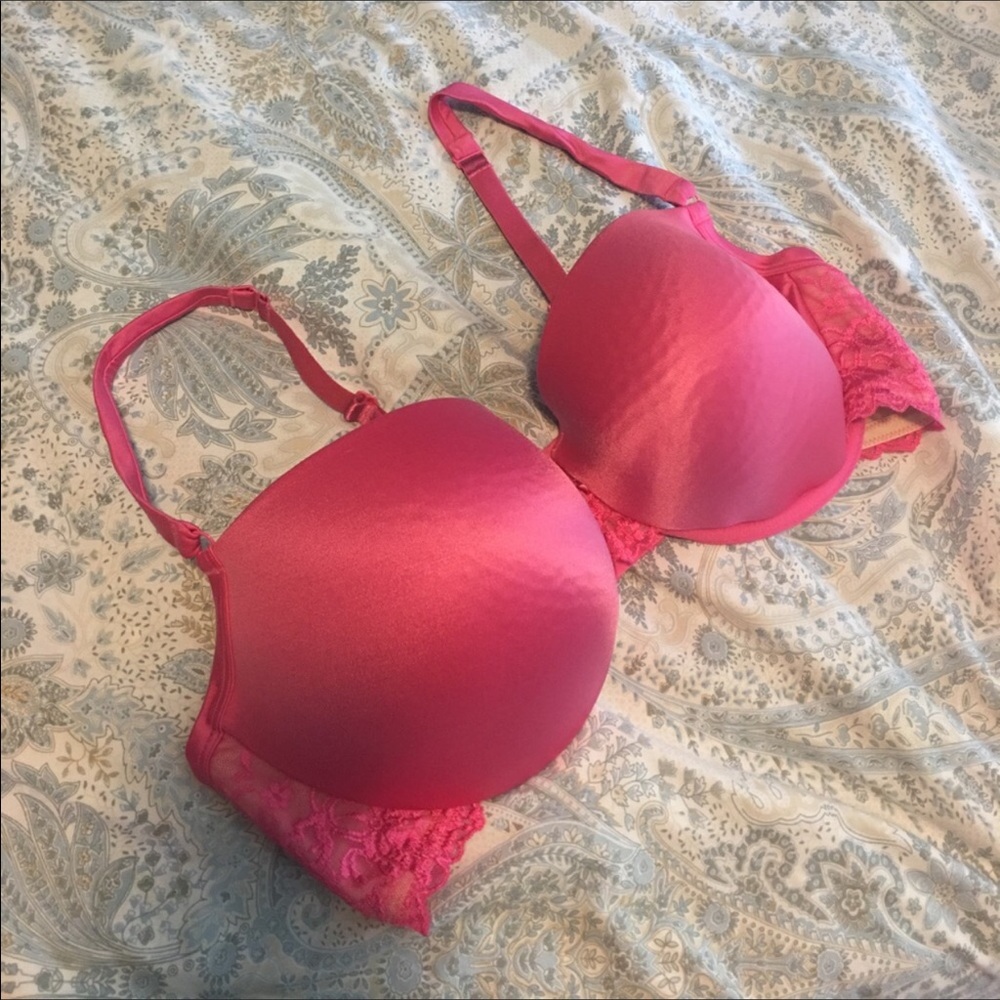 Cacique 42DD Bra - Great condition!