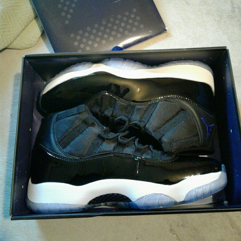 Air jordan retro 11space jams