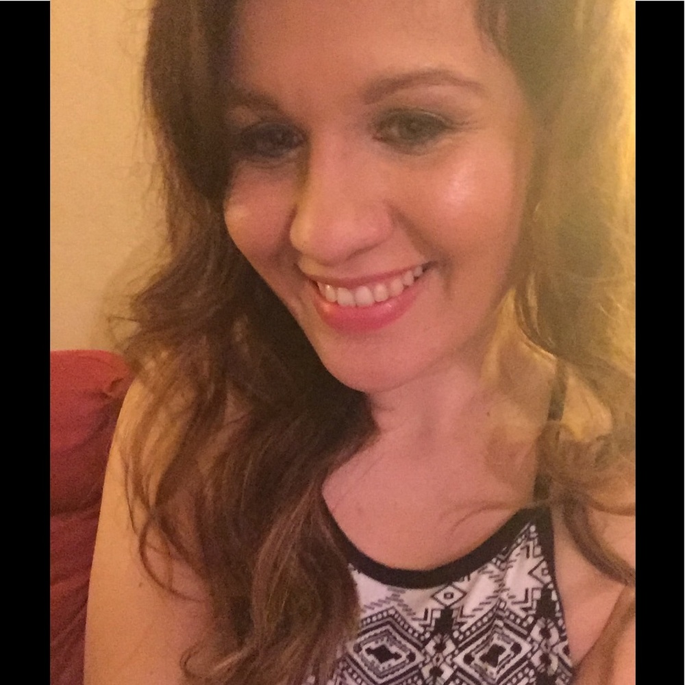 Meet your Posher, Jennifer