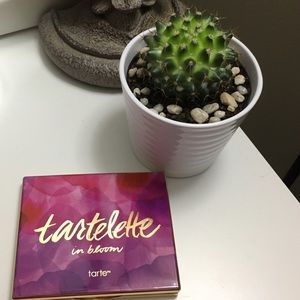 Tarte-- Tartelette In Bloom Clay Eyeshadow Palette