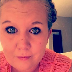 Meet your Posher, Ariel