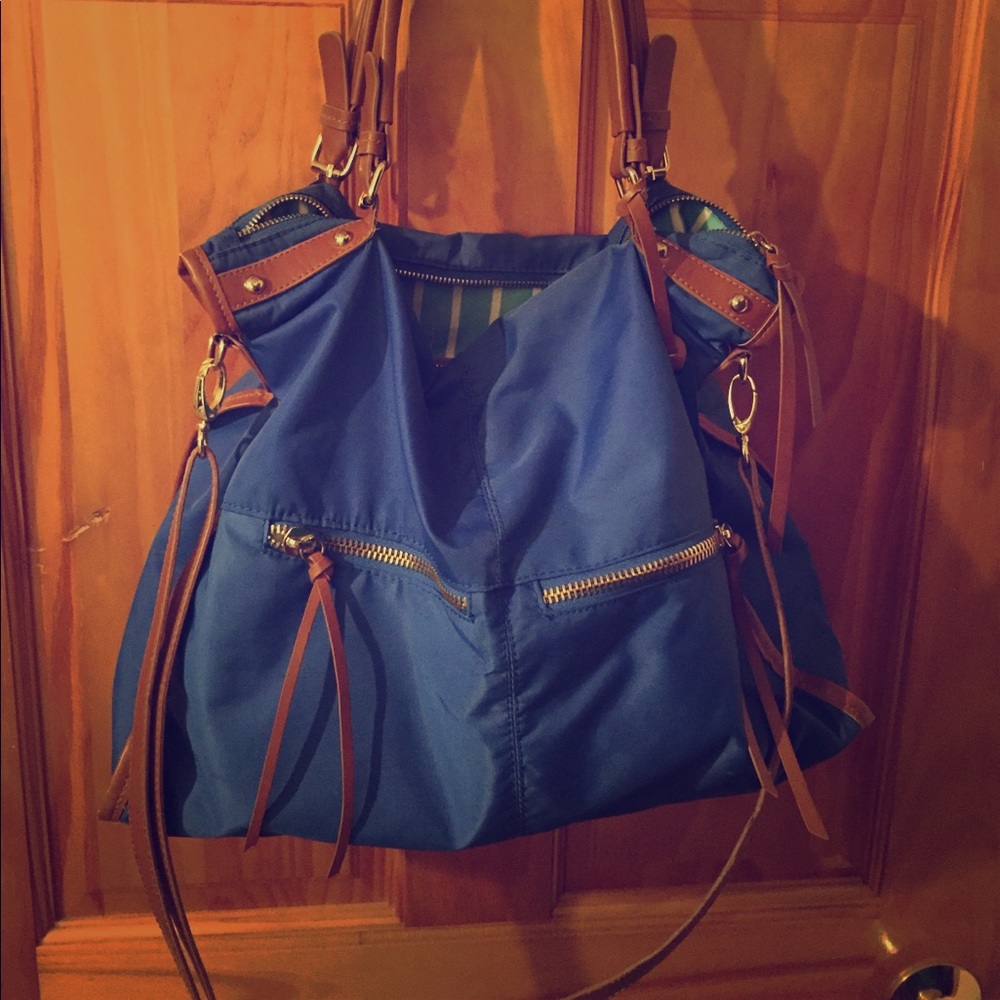 - Steve Madden summer bag!! 😍🌞