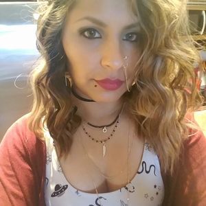 Meet your Posher, Veronica