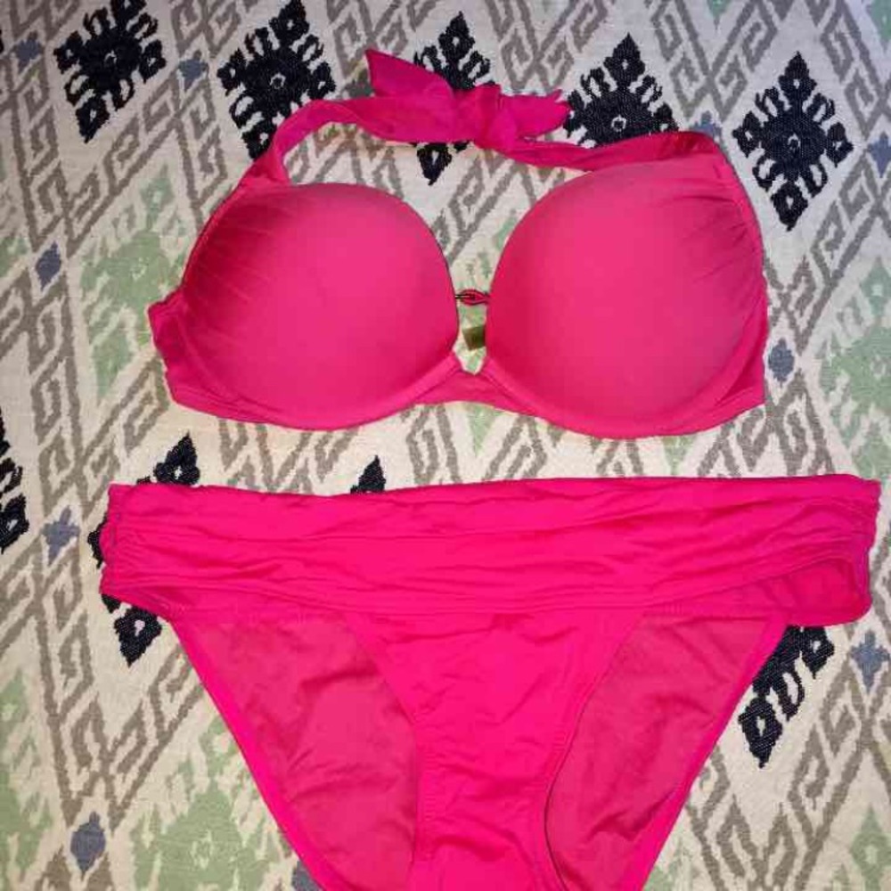Hot Pink Victoria Secret Bombshell Bikini