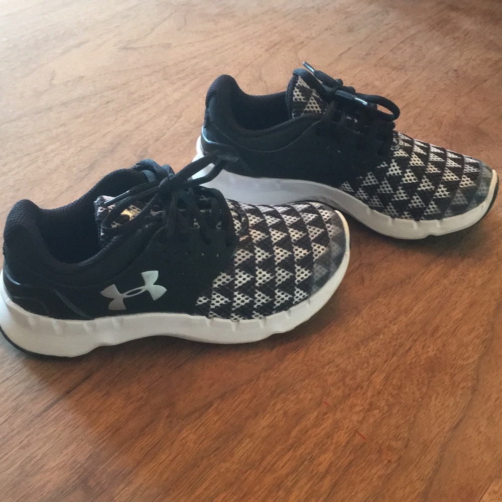 Under armour size 13 youth girl shoes.