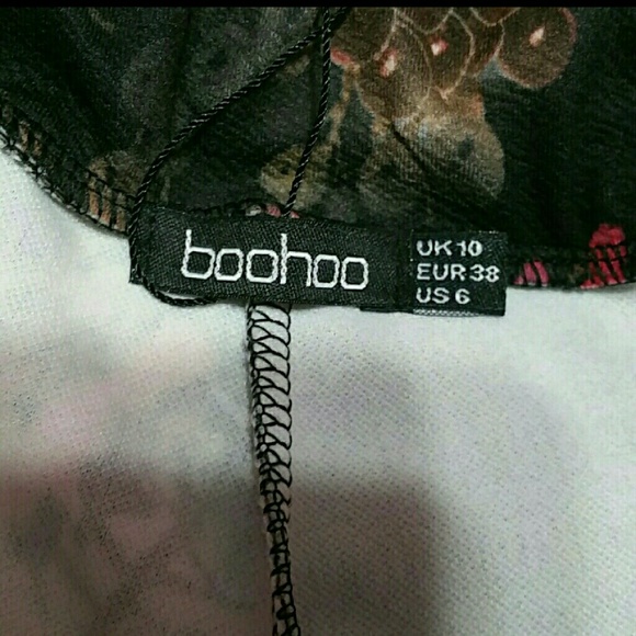 boohoo Emily Floral High Waisted Short - Picture 4 of 5