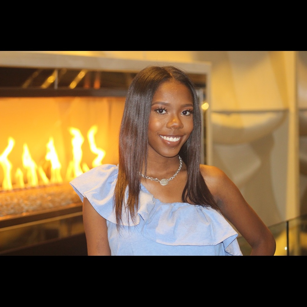 Meet your Posher, Ashley