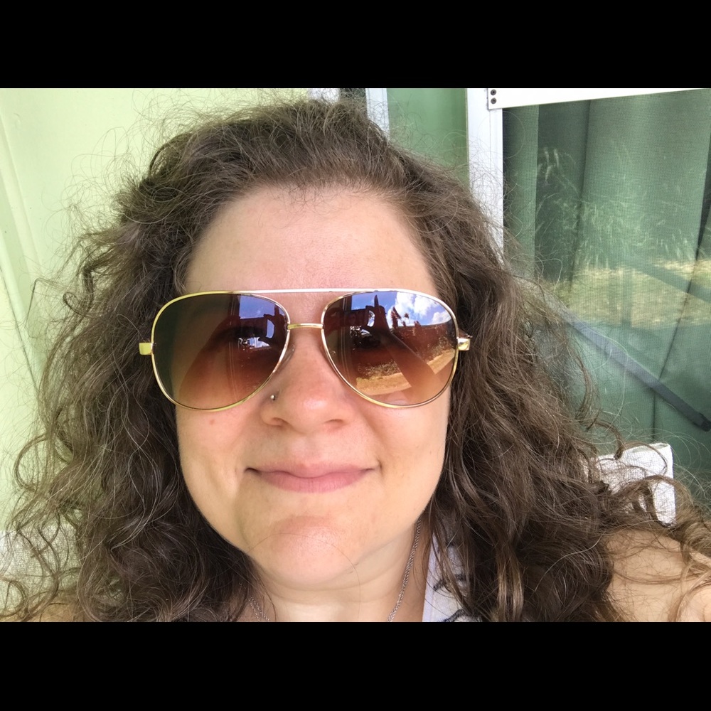 Meet your Posher, Katie