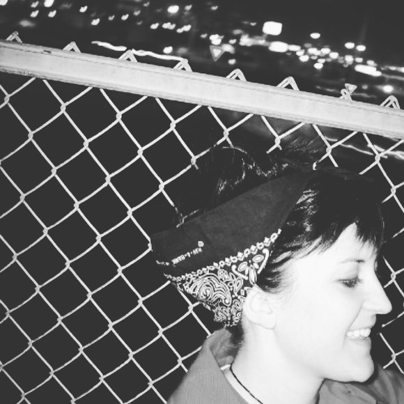 Hey Poshmark! - Picture 5 of 7