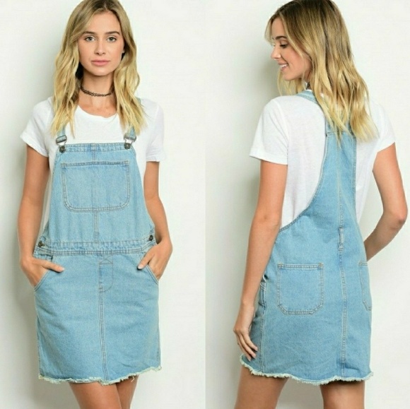 Cute mini denim overalls 🎉 SALE🎉 One size left! - Picture 1 of 4