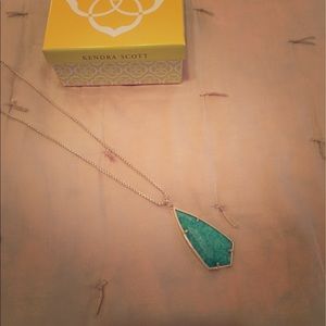 KENDRA SCOTT NECKLACE