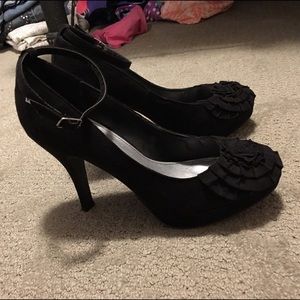 Fergalicious black heels with ankle strap!