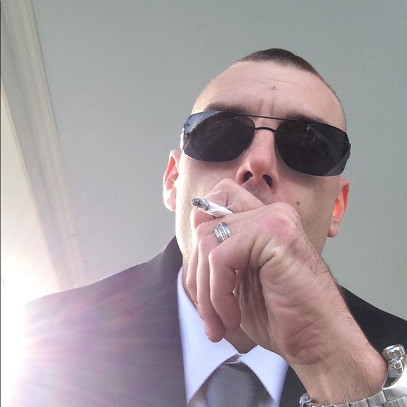 Meet your Posher, Martin - Picture 2 of 2