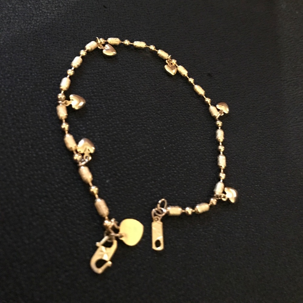 Gold heart anklet