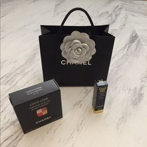 Chanel lipstick, Coco code blush harmony palette