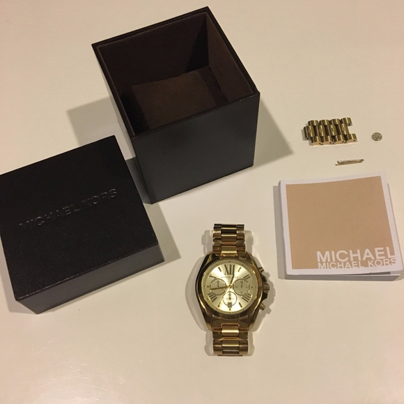 Michael Kors Watch - Picture 2 of 7