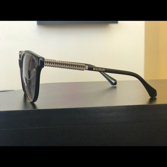Balmain Cat Eye Frames (Black/Gold)