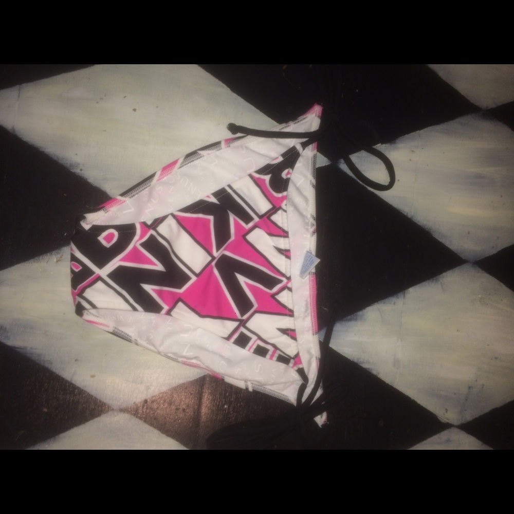 Cute string tie swim bottoms