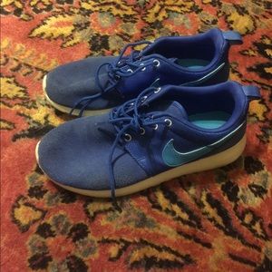 Blue Suede Roshe Runs