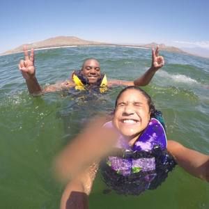 Meet your Posher, Kalis