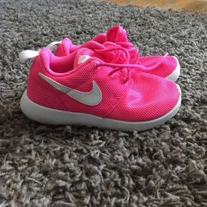 Kids Pink Nikes