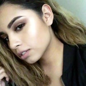 Meet your Posher, Jocelyn