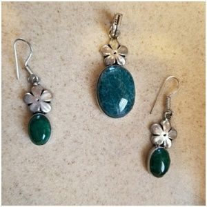 Genuine 8ct Zambian Emerald Pendant & Earrings