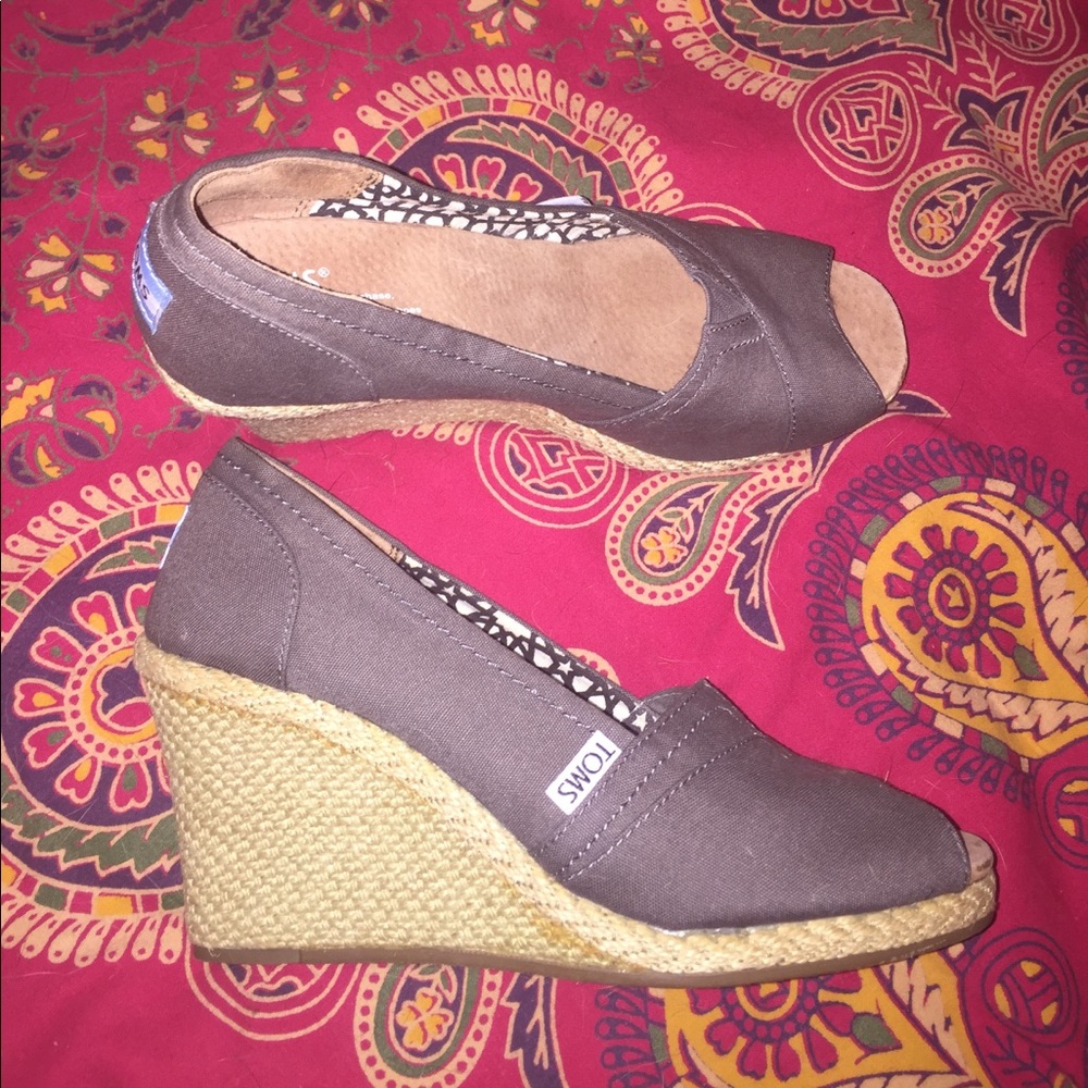 TOMS heels