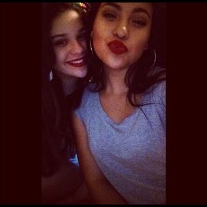 Meet your Posher, Nadya