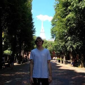 Meet your Posher, Todd