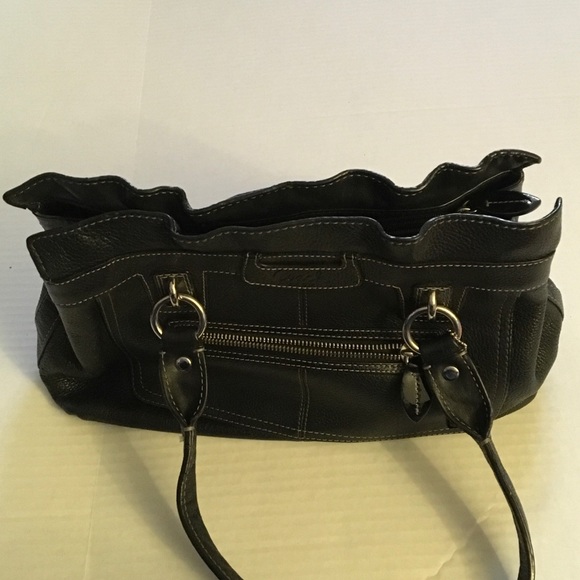 Authentic Coach black handbag - Picture 3 of 8