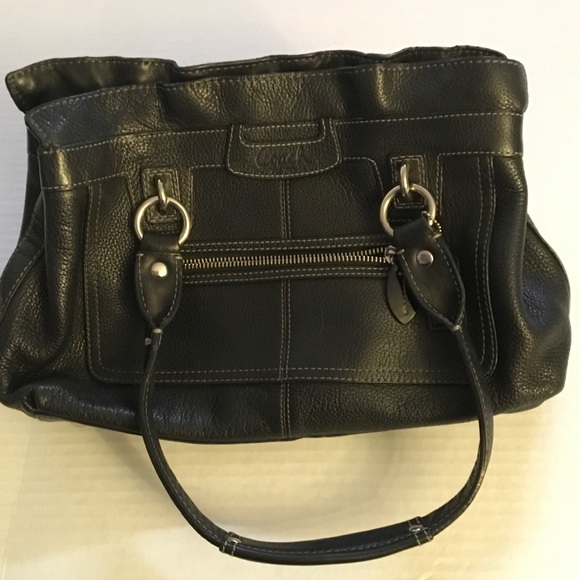 Authentic Coach black handbag - Picture 5 of 8