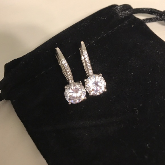 DISCOUNTED Swarovski Elements Leverback Earrings - Picture 5 of 7