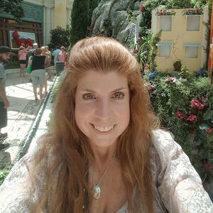 Meet your Posher, Lillian