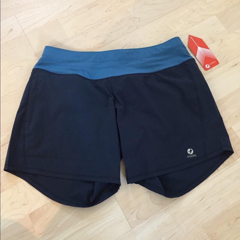 NWT Oiselle Long Roga Shorts