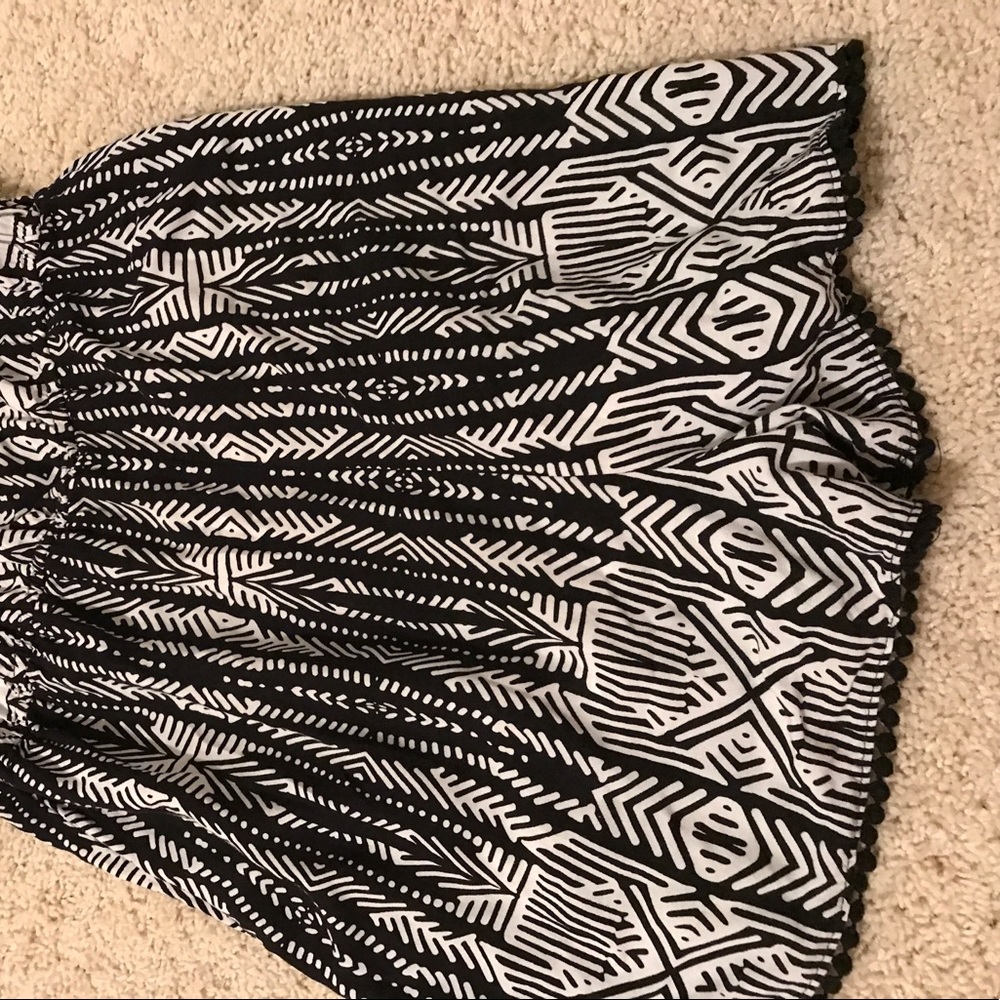 Patterned romper - Picture 3 of 3