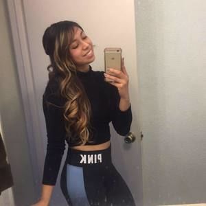 Meet your Posher, Ana